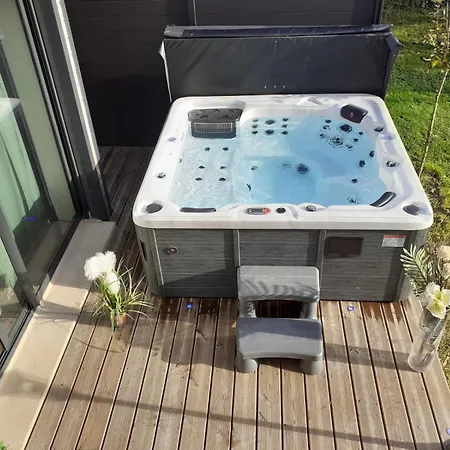 La Secrete Daire Bouquelon